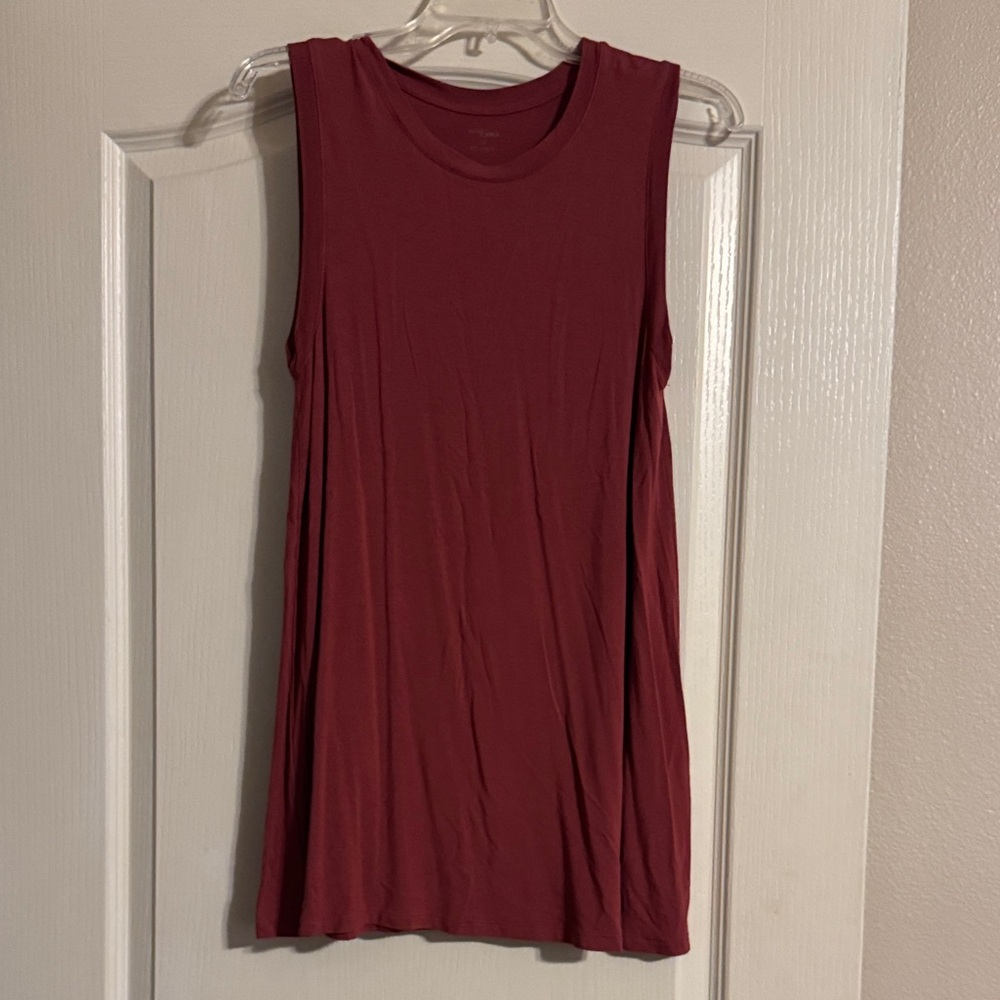 Daily Ritual Sleeveless Burgundy Tank Top